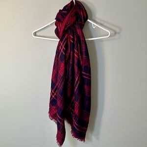 Banana Republic Women’s Red/Navy Scarf
